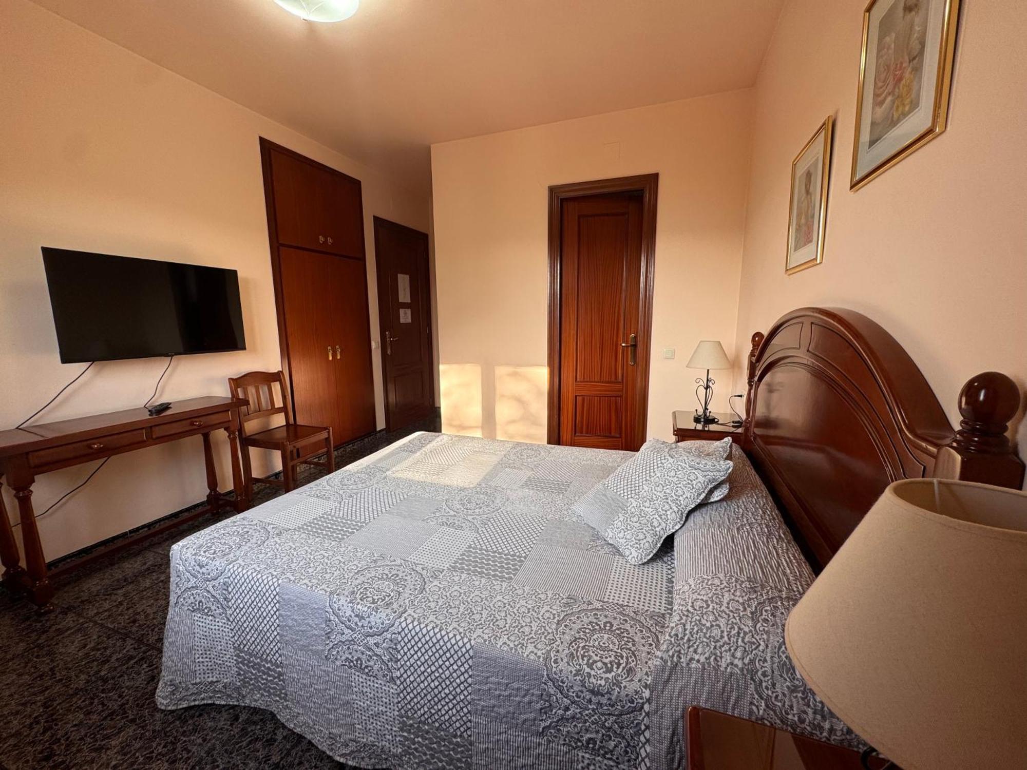Double Room,1681745786:JPEG